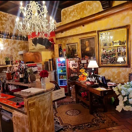 Botticelli Love hotel