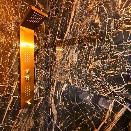 Hotel miłości Botticelli