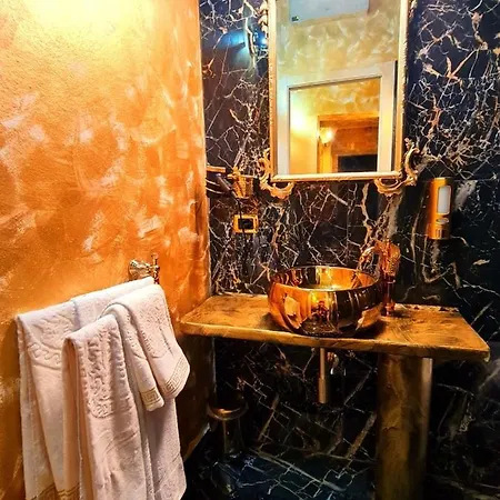 Hotel miłości Botticelli Albavilla