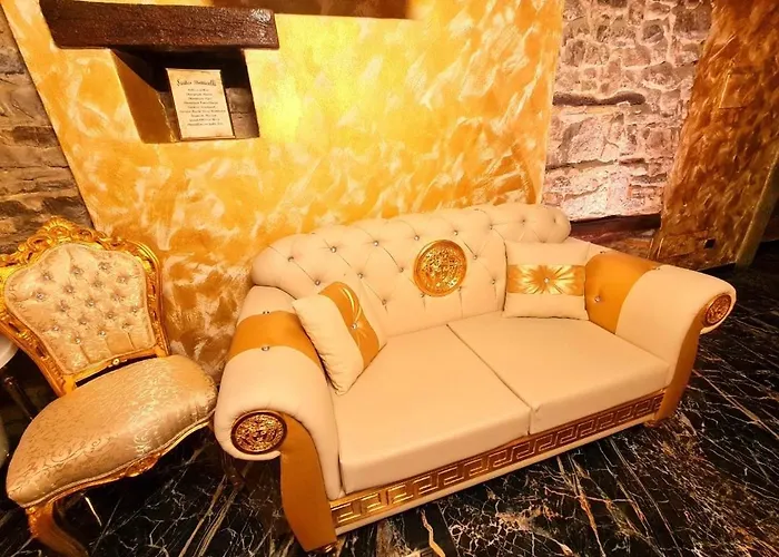 Botticelli Отель для свиданий *