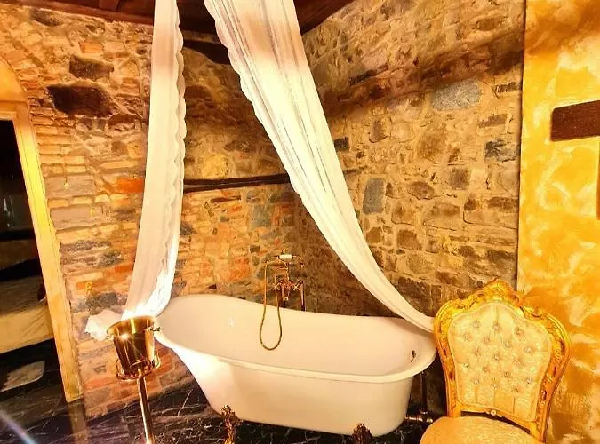 Botticelli Отель для свиданий