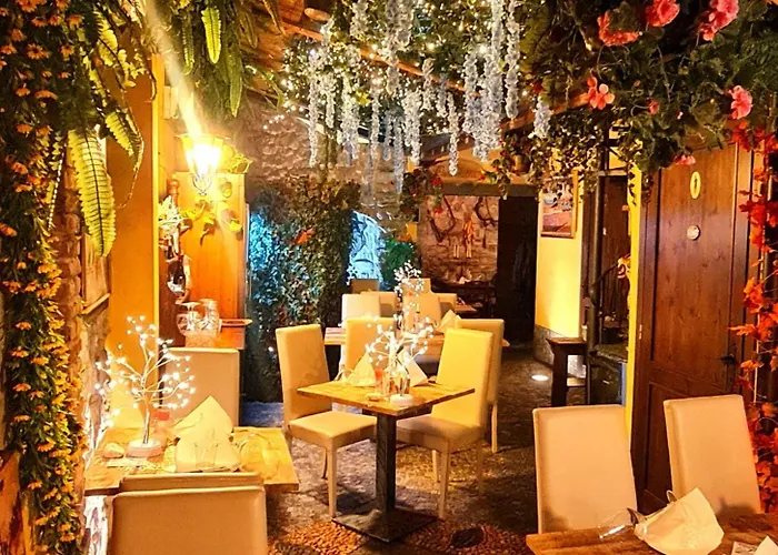 Botticelli Отель для свиданий