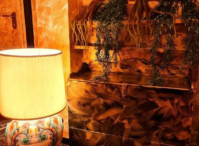 بيت الحب Botticelli *