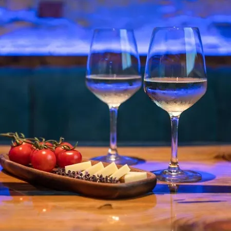 Botticelli Love hotel Albavilla