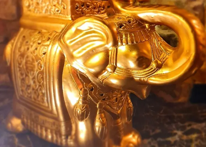 Botticelli Yetişkin Oteli